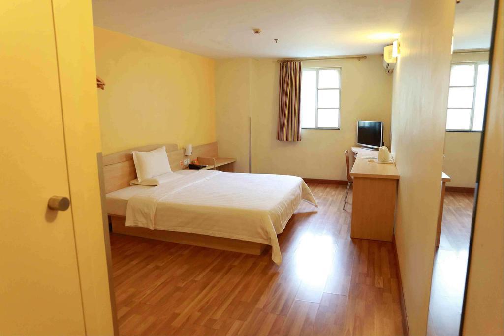 7Days Inn Huaian Chengde North Road Darunfa Huai'an  Room photo